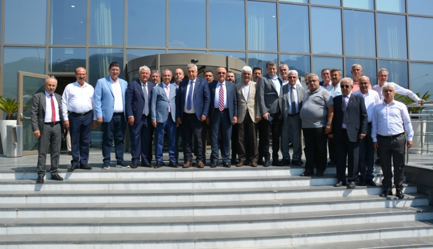 TESK Genel Başkanı Bendevi Palandöken Manisa'da oda başkanlarıyla buluştu